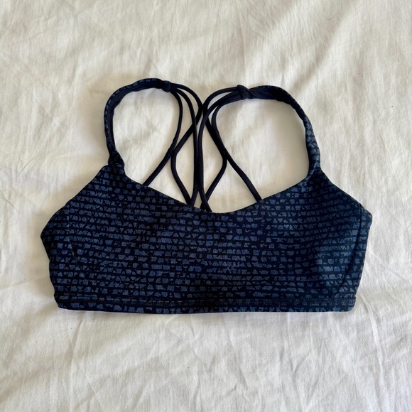 Lululemon Free to Be Zen Bra 6 - Picture 3 of 5